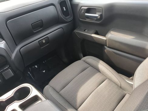 Used 2023 Chevrolet Silverado 1500 Custom RWD image 16