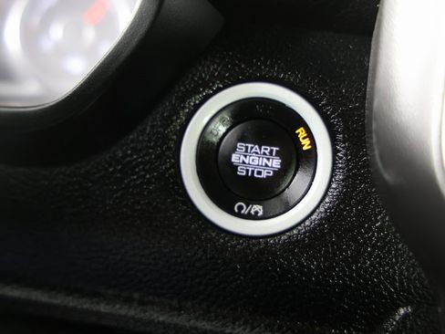 Used 2019 RAM 1500 Big Horn image 24