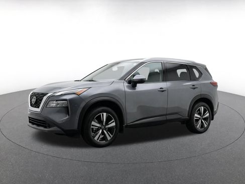 Used 2026 Nissan Rogue SL AWD/4WD image 3