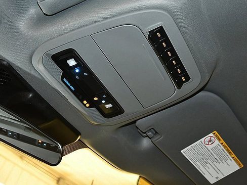 New 2026 Ford F350 XLT w/ 360-Degree Camera Package image 25