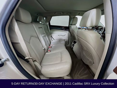 Used 2011 Cadillac SRX Luxury image 32