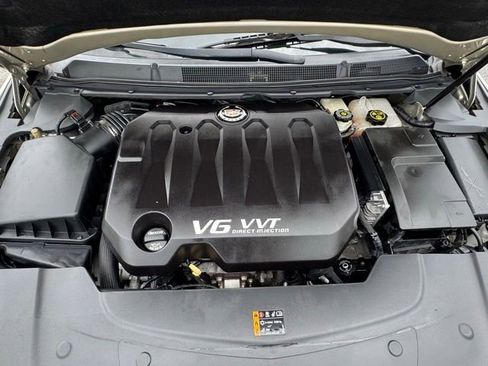 Used 2014 Cadillac XTS Luxury w/ Driver Awareness Package FWD image 2
