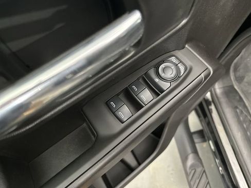 Used 2025 Chevrolet Silverado 1500 Custom w/ Turbomax Blackout Package image 19