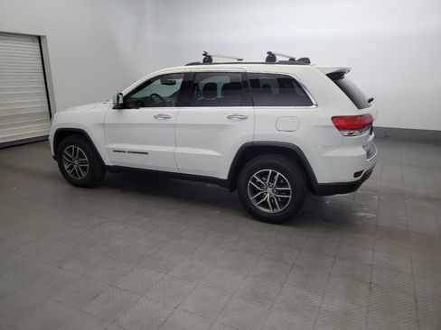 Used 2018 Jeep Grand Cherokee Limited image 3