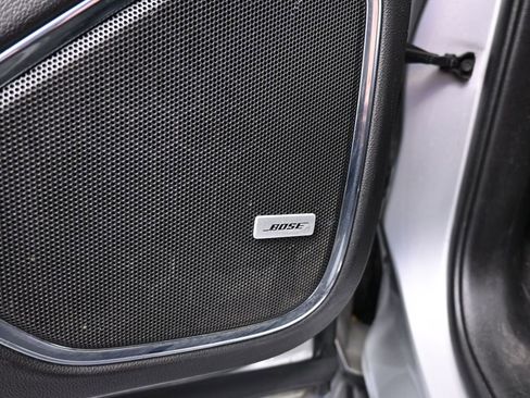 Used 2020 Chevrolet Suburban LT image 21