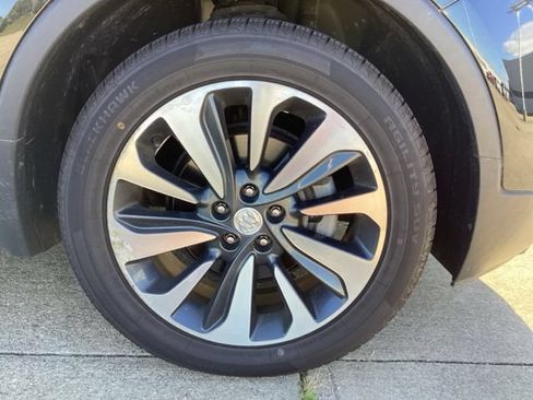 Used 2021 Buick Encore Preferred FWD image 8