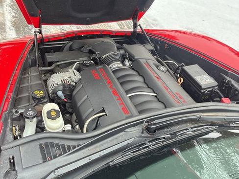 Used 2013 Chevrolet Corvette Coupe w/ 2LT Preferred Equipment Group image 15