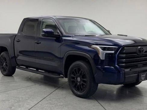 Used 2024 Toyota Tundra Limited AWD/4WD image 7