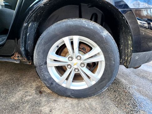 Used 2013 Chevrolet Equinox LS image 26