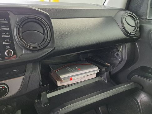 Used 2023 Toyota Tacoma SR image 18