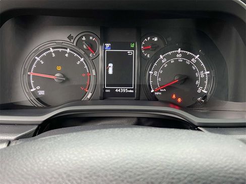 Used 2023 Toyota 4Runner SR5 image 34