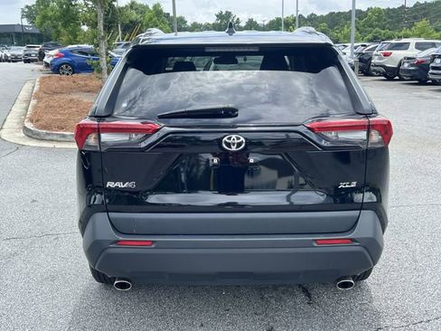 Used 2024 Toyota RAV4 XLE FWD image 6