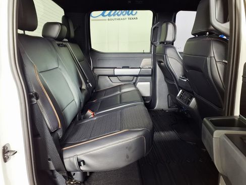 Used 2025 Ford F150 Lariat AWD/4WD image 10