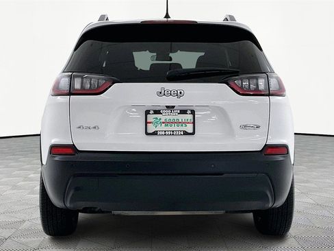 Used 2020 Jeep Cherokee Latitude Plus image 5