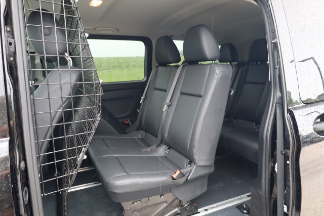 Used 2023 Mercedes-Benz Metris Passenger image 20