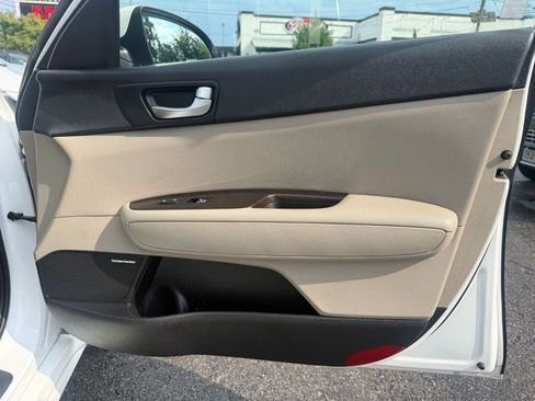 Used 2016 Kia Optima EX w/ Premium Package FWD image 25
