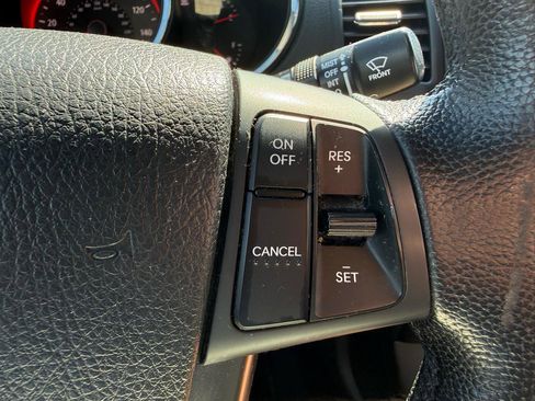 Used 2013 Kia Sorento SX w/ SX Premium Pkg FWD image 12