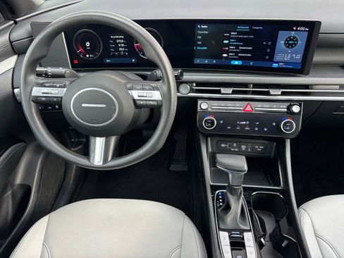 Certified 2025 Hyundai Santa Cruz SEL AWD/4WD image 18
