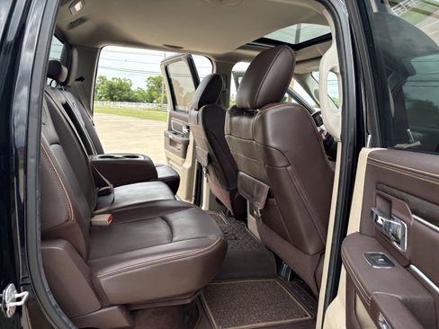 Used 2014 RAM 2500 Longhorn w/ Convenience Group AWD/4WD image 13