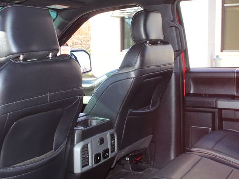 Used 2018 Ford F150 Raptor w/ Equipment Group 802A Luxury image 32