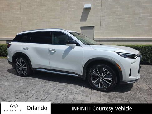 Certified 2026 INFINITI QX60 Luxe w/ Cargo Package FWD image 1