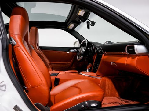 Used 2010 Porsche 911 Targa 4S AWD/4WD image 30