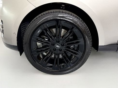 Used 2023 Land Rover Range Rover SE AWD/4WD image 31