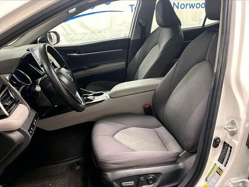 Certified 2023 Toyota Camry LE FWD image 10