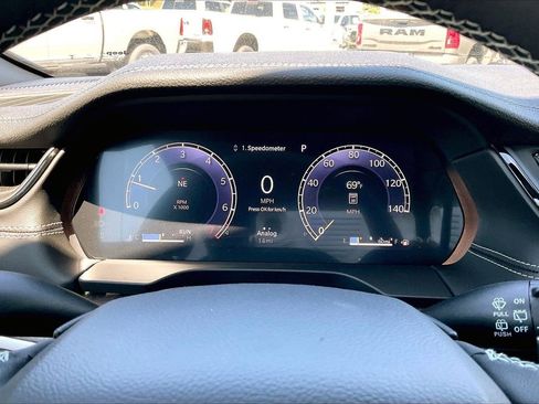 New 2026 Jeep Grand Cherokee L Limited AWD/4WD image 10