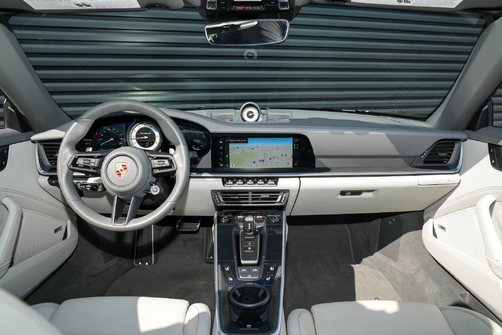 Certified 2022 Porsche 911 Turbo S AWD/4WD image 29