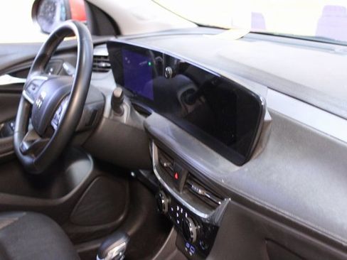 Used 2024 Buick Encore GX Sport Touring image 10