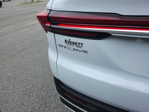 New 2026 Buick Enclave Preferred image 4