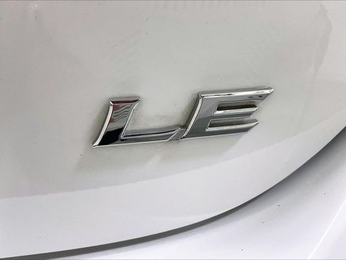 Certified 2024 Toyota Camry LE FWD image 9