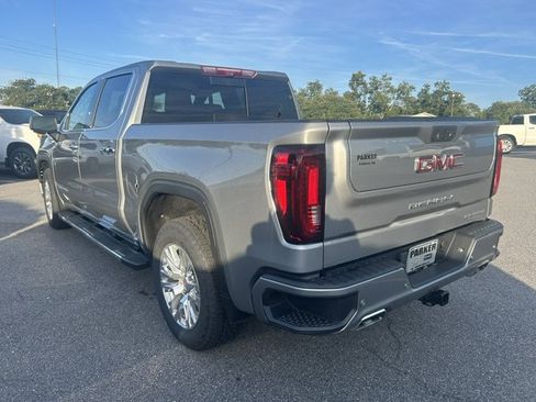 Used 2023 GMC Sierra 1500 Denali w/ Technology Package AWD/4WD image 16
