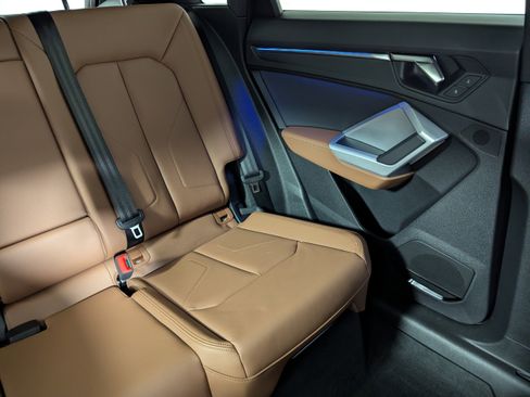 Certified 2024 Audi Q3 2.0T Premium Plus image 14