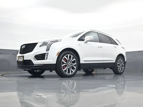Used 2024 Cadillac XT5 Sportv w/ Technology Package AWD/4WD image 21