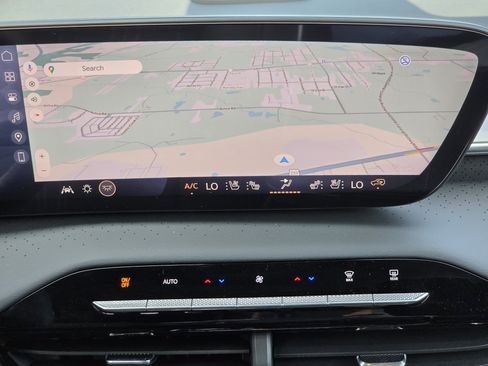 New 2026 Buick Enclave Avenir w/ Super Cruise Package FWD image 12