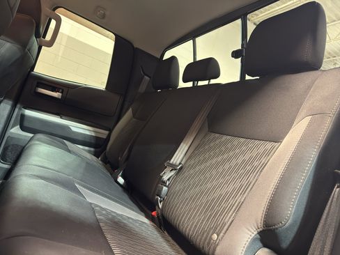 Used 2016 Toyota Tundra SR AWD/4WD image 28