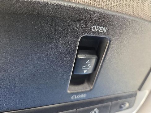 Used 2022 Nissan Altima 2.5 SR w/ Midnight Edition Package image 22