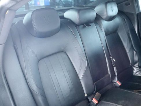 Used 2018 Maserati Ghibli RWD image 33