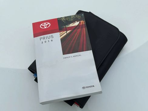 Used 2016 Toyota Prius Four w/ Protection Package FWD image 18