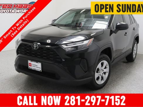 Certified 2025 Toyota RAV4 LE image 1