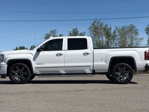 Used 2016 GMC Sierra 1500 Denali w/ Enhanced Driver Alert Package AWD/4WD image 5