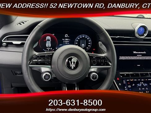Used 2023 Maserati Grecale Modena AWD/4WD image 27