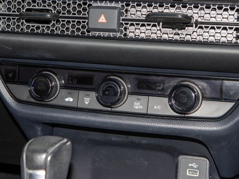 Certified 2023 Honda HR-V Sport image 23