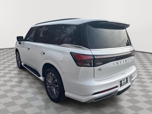 Certified 2025 INFINITI QX80 Sensory image 7