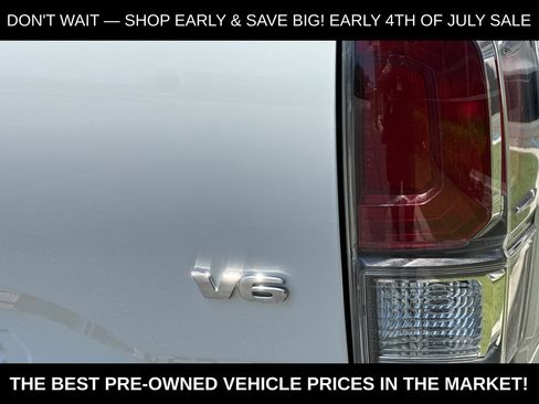 Used 2023 Toyota Tacoma TRD Off-Road AWD/4WD image 36