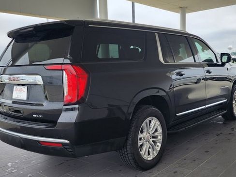 Used 2024 GMC Yukon XL SLT image 6