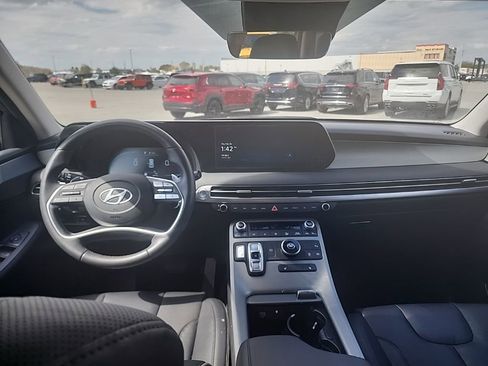 Used 2025 Hyundai Palisade SEL image 21