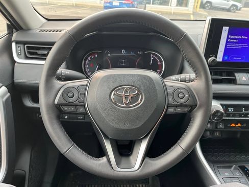 Used 2024 Toyota RAV4 XLE w/ Convenience Package AWD/4WD image 14
